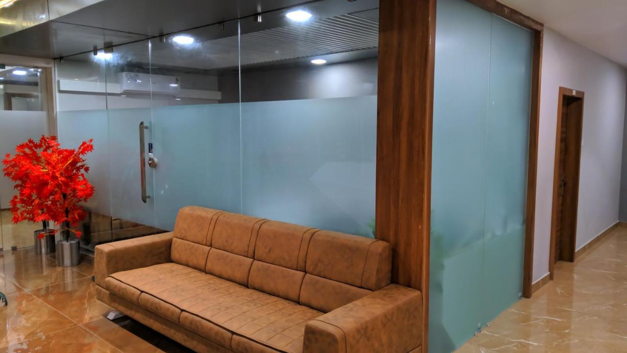 Hotel Radhe Inn Una  Bagian luar foto