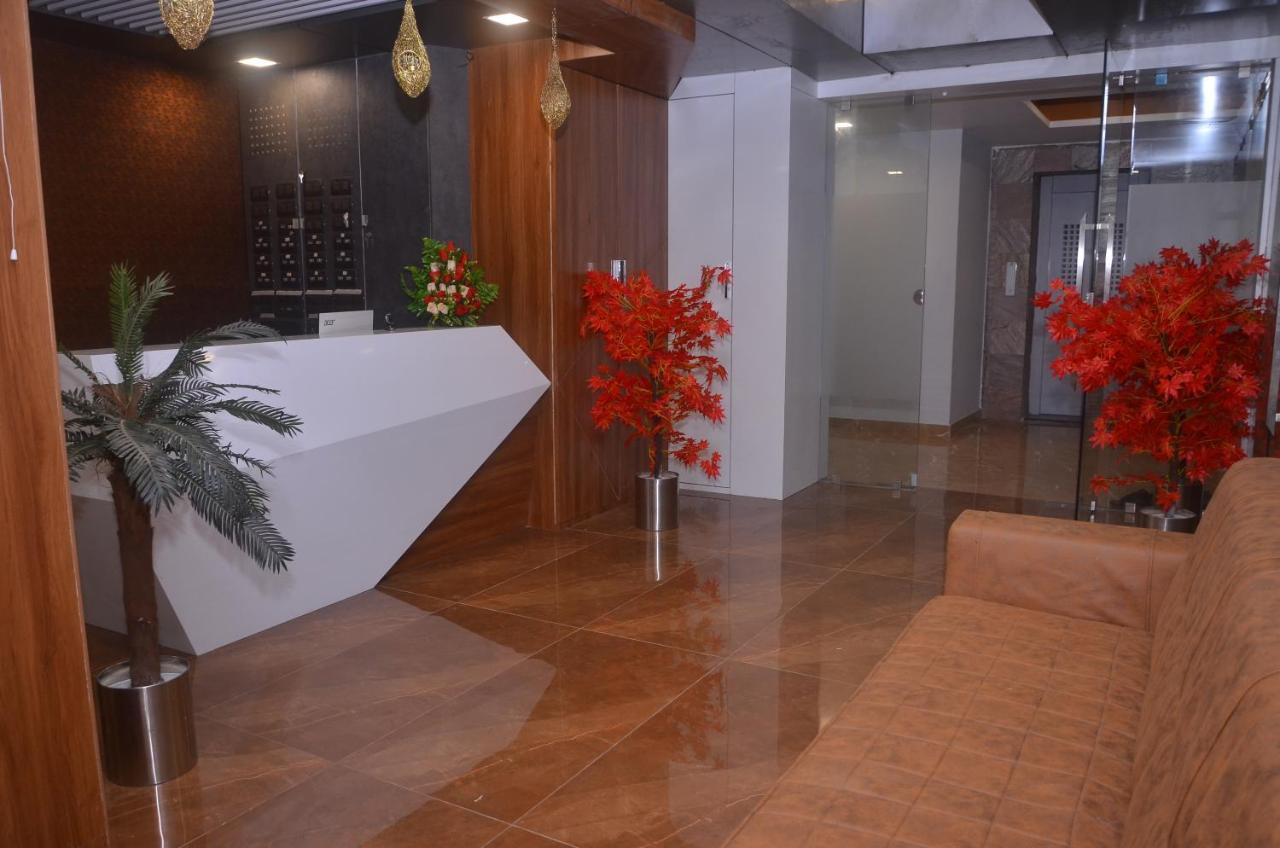 Hotel Radhe Inn Una  Bagian luar foto